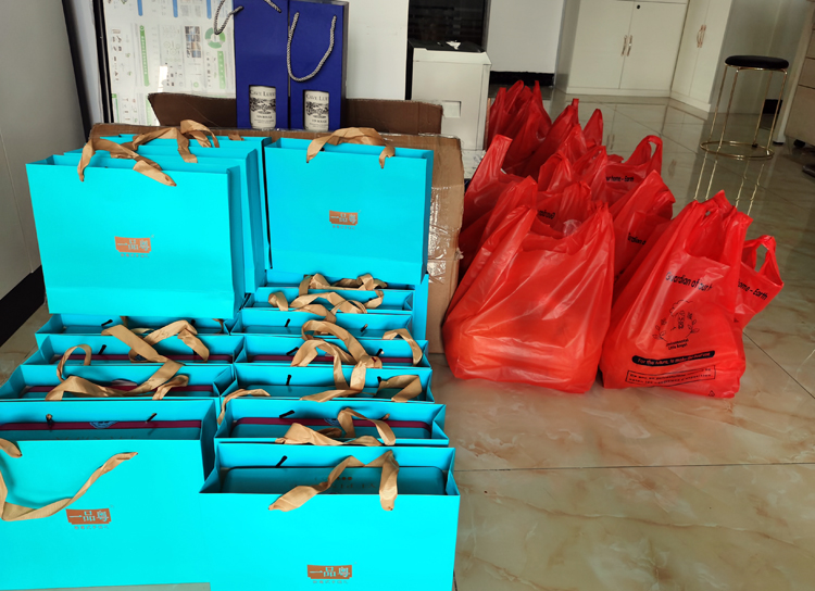 國慶中秋“撞滿懷”，祝大家中秋快樂！